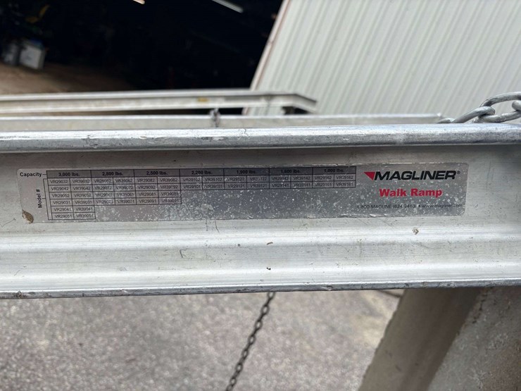 magliner-aluminum-walk-ramp-image-4