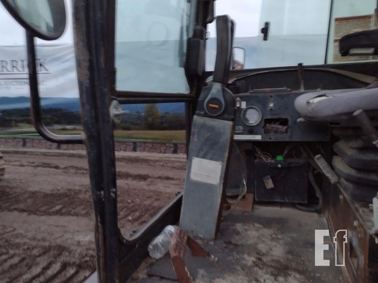 2008-morooka-mst1500vd-image-9