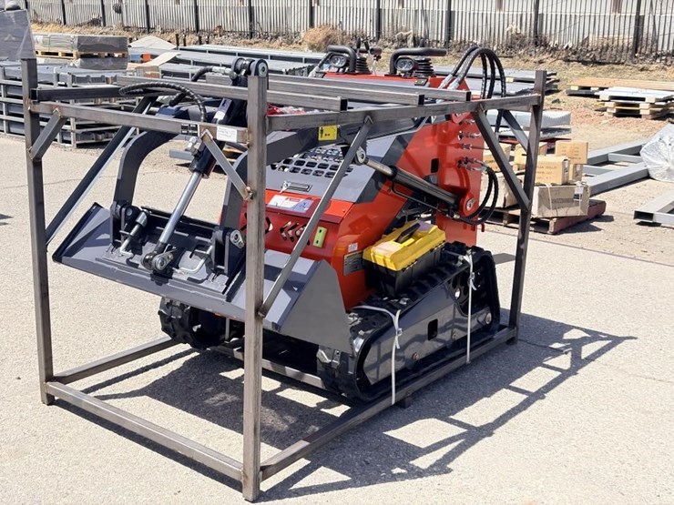 2026-zjg-zj-380-skid-steer-loader-image-1