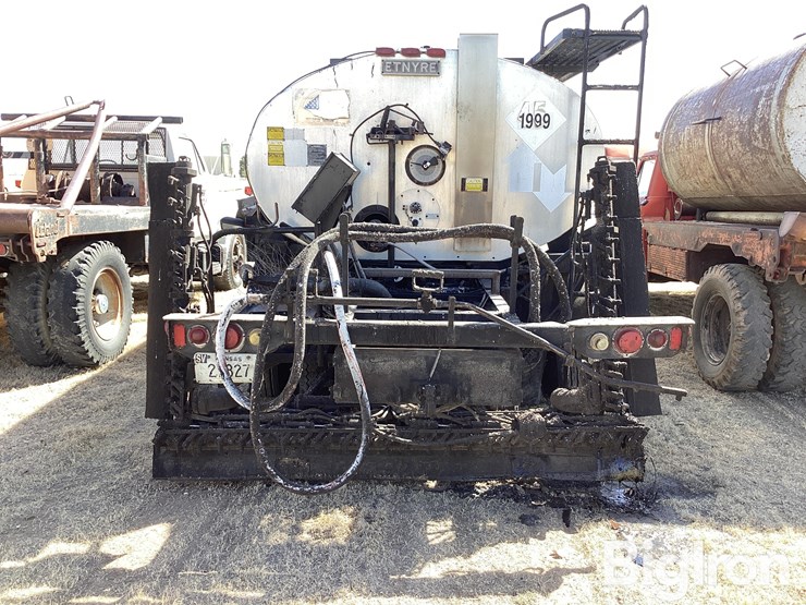 1981-ford-9000-image-6