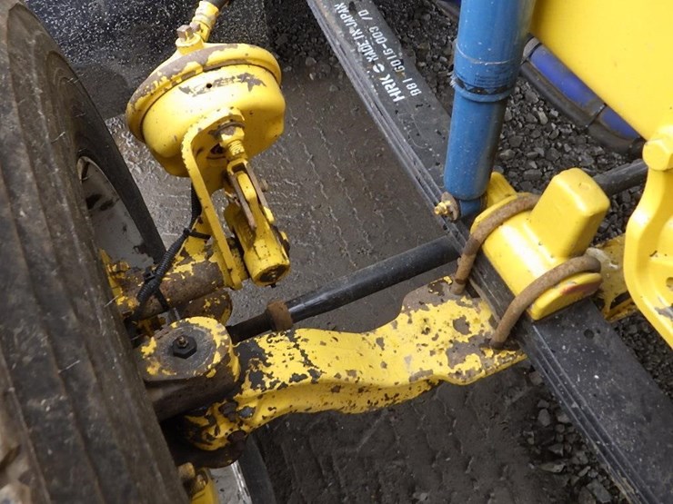 2016-kenworth-w900-image-62