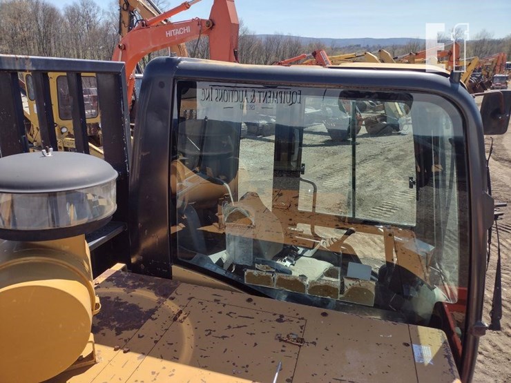 2009-morooka-mst3000vd-image-34