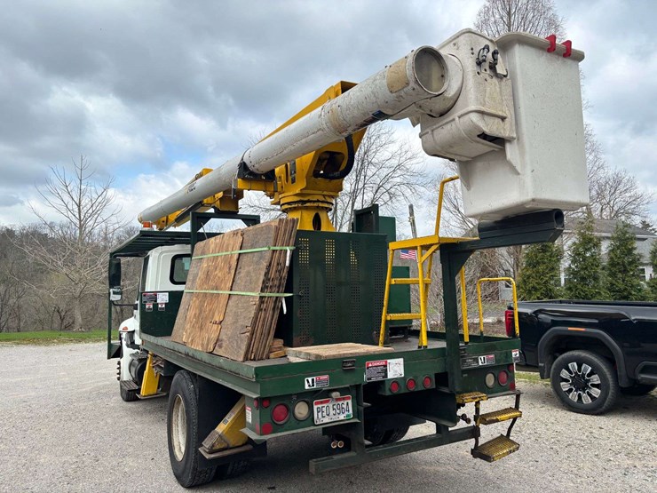 2005-international-durastar-4300-image-12