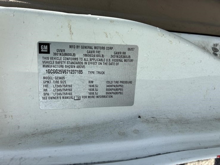 2007-chevrolet-express-2500-image-16