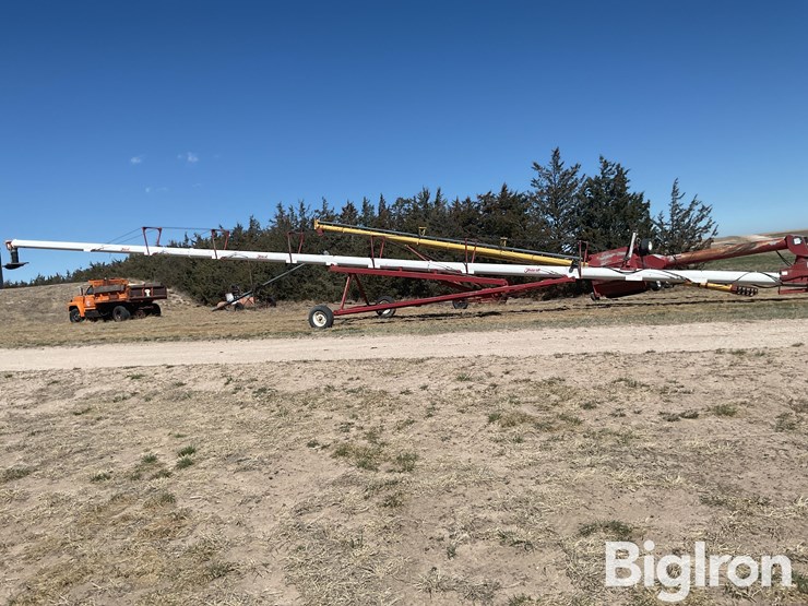 feterl-12”-diameter-auger-w/swing-away-image-4