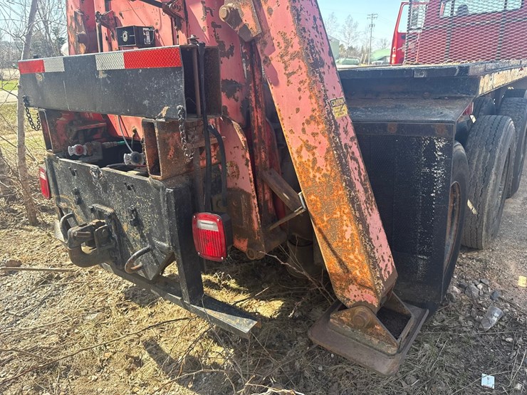 1996-ford-l9000-image-41