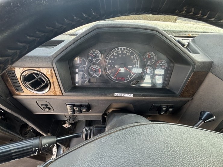 2022-international-hx520-image-32