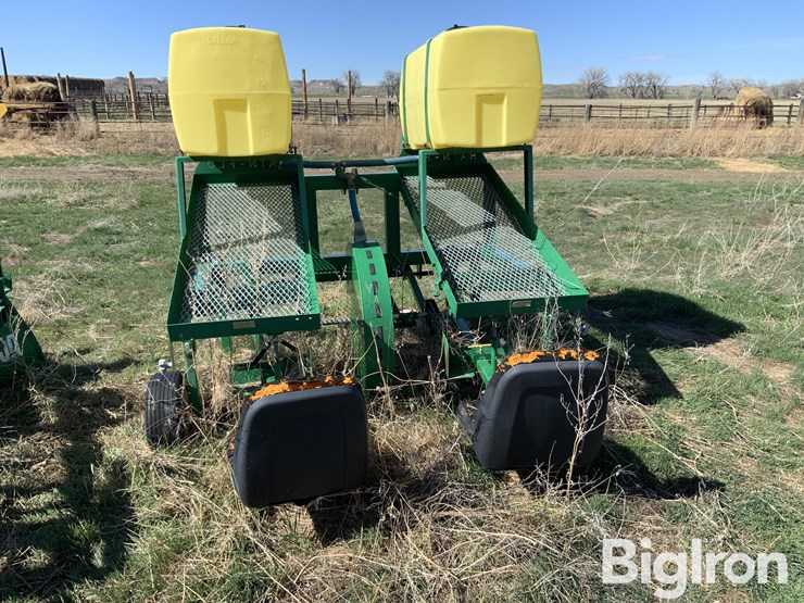 rain-flo-1200-3-pt-vegetable-transplanter-image-6