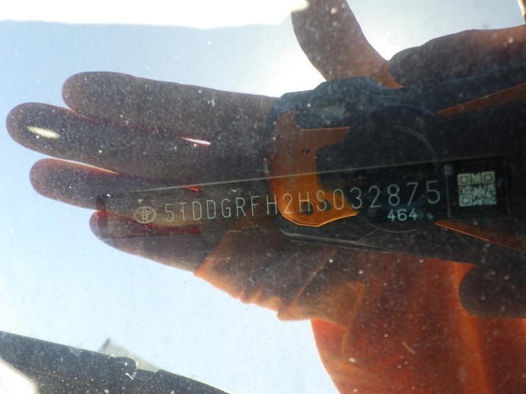 2017-toyota-highlander-image-15