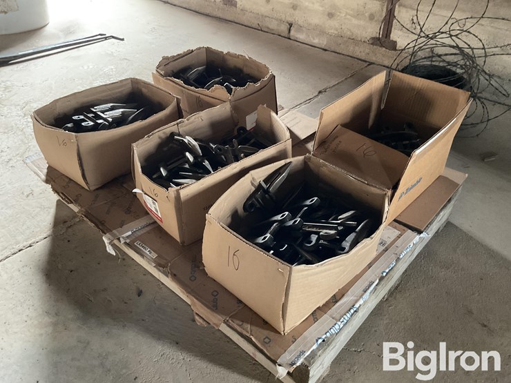 macdon-sickle-guards-image-1