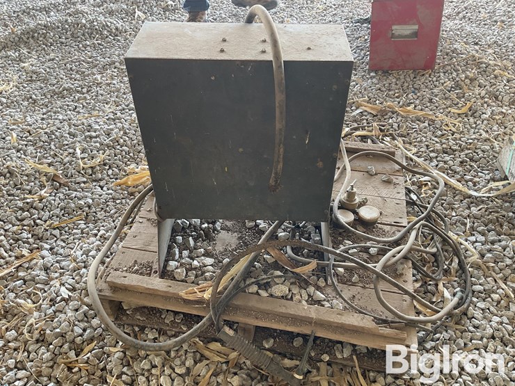 lincoln-arc-welder-image-6