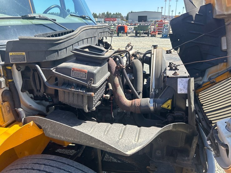 2013-international-durastar-4300-image-47