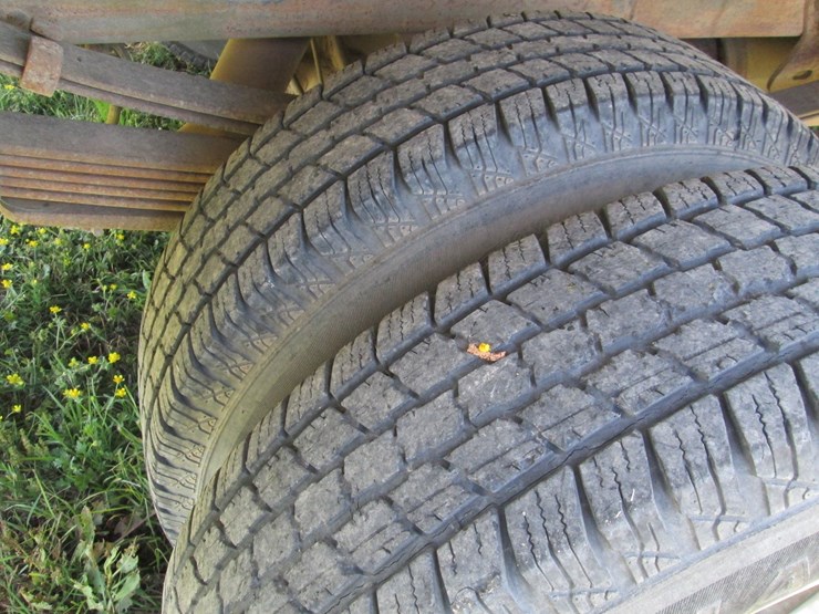 2001-chevrolet-3500-image-10