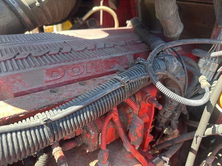 2004-massey-ferguson-8-image-43