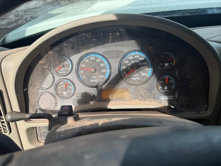 2011-international-terrastar-image-46