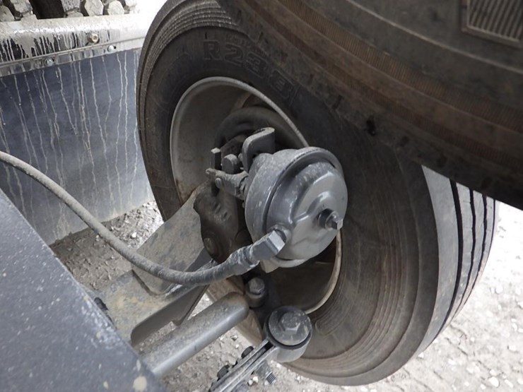 2019-kenworth-t880-image-30