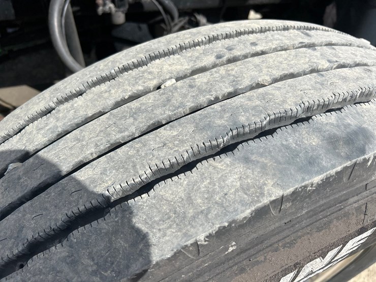 1999-kenworth-t600-image-109