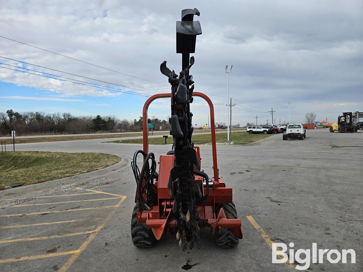 2002-ditch-witch-3700dd-image-6