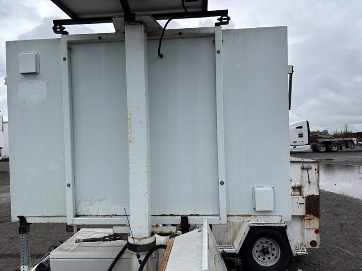 2006-ver-mac-cms-1584-towable-message-board-image-16