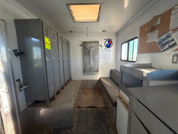 2007-atc-16’-bp-dog-house-trailer-image-9