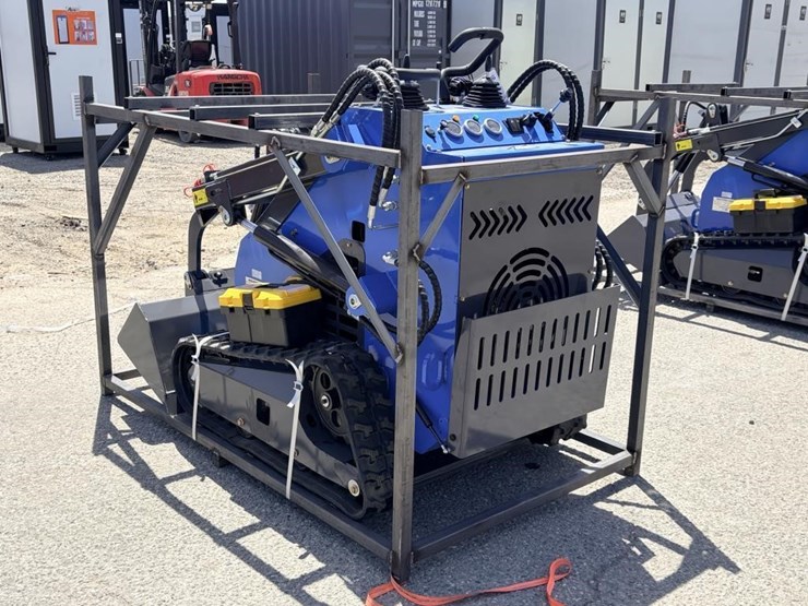 2026-zjg-zj-380-skid-steer-loader-image-4