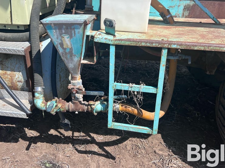 1976-ford-f700-image-15