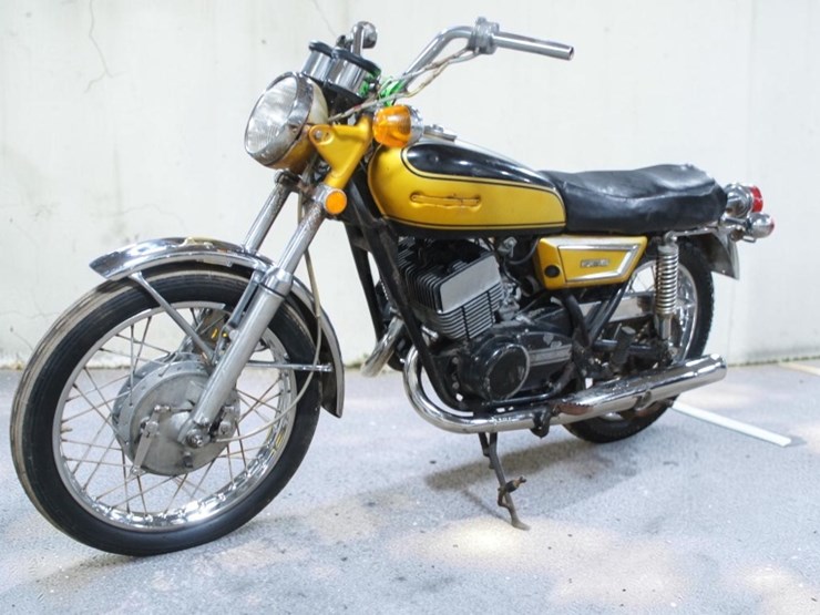 1972-yamaha-ds7-motorcycle-image-5