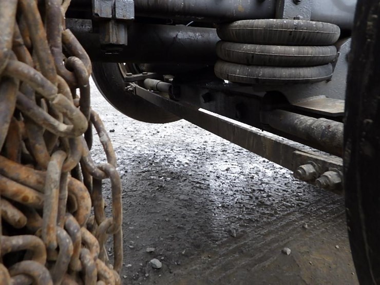 2019-kenworth-t880-image-56