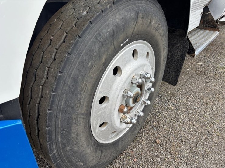 1990-kenworth-w900-image-9