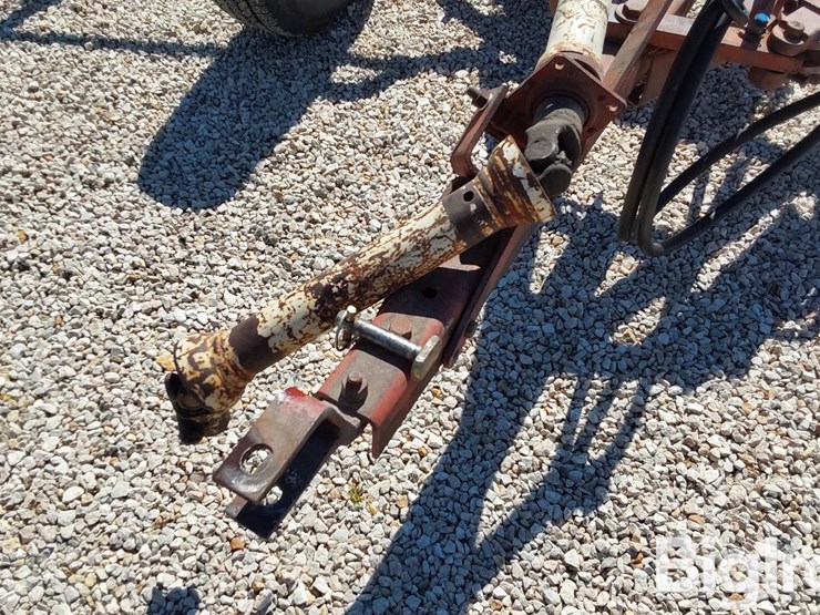 international-1100-image-9