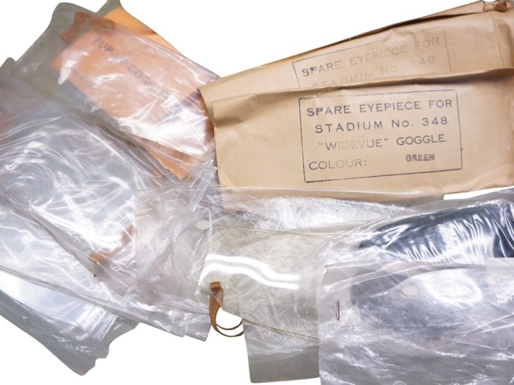 japanese---suzuki,-kawasaki,-helmet-goggle-lenses-etc…-miscellaneous-parts-lot-image-5