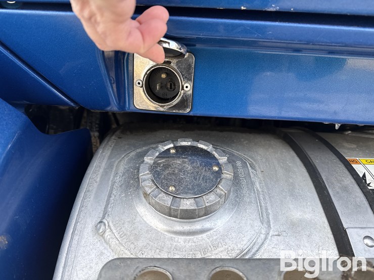 2016-kenworth-t880-image-17