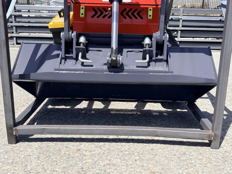 2026-zjg-zj-380-skid-steer-loader-image-5