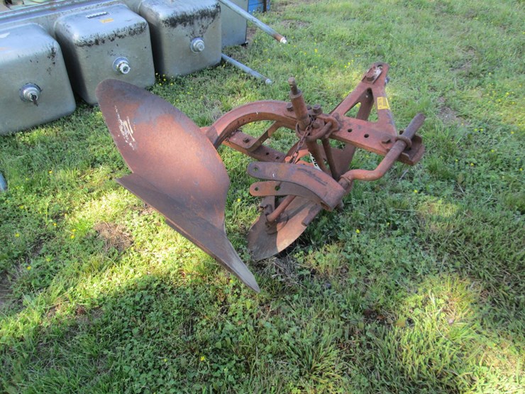 #36716-•-2-bottom-breaking-plow-image-2