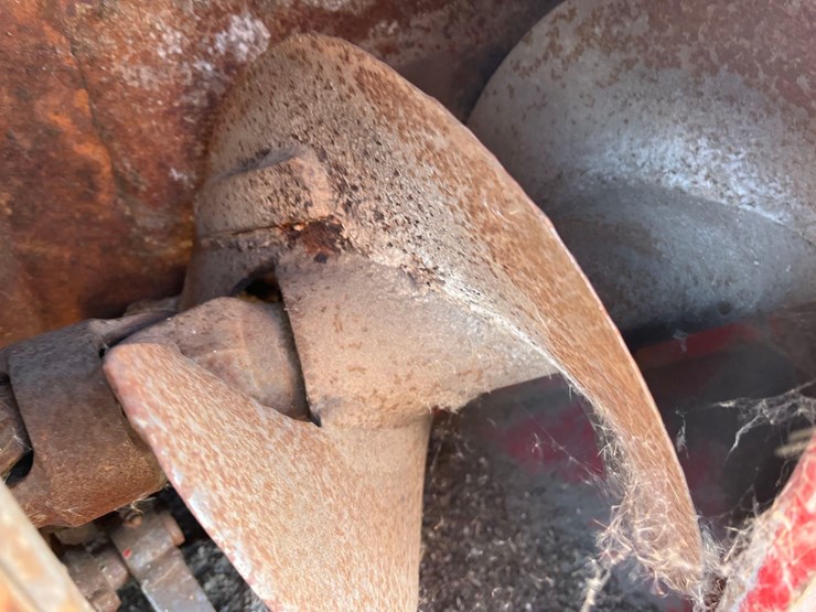feterl-w1292-auger-image-25
