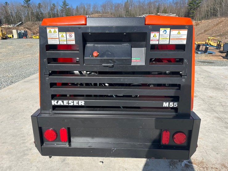 2023-massey-ferguson-8-image-4