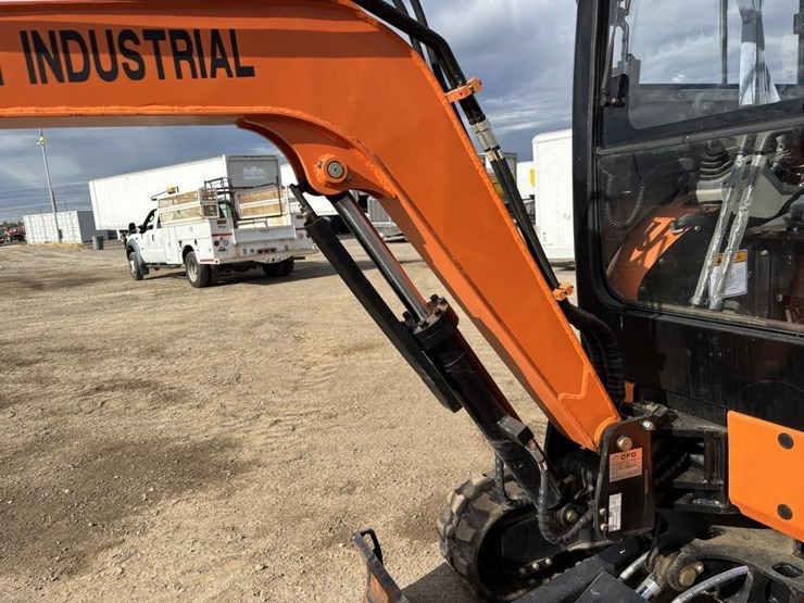 2024-cfg-industry-ntb45u-image-18