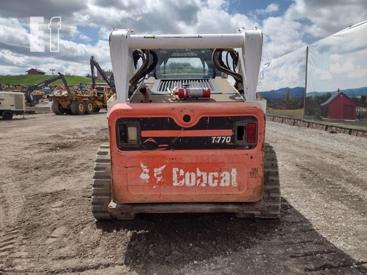2013-bobcat-t770-image-4