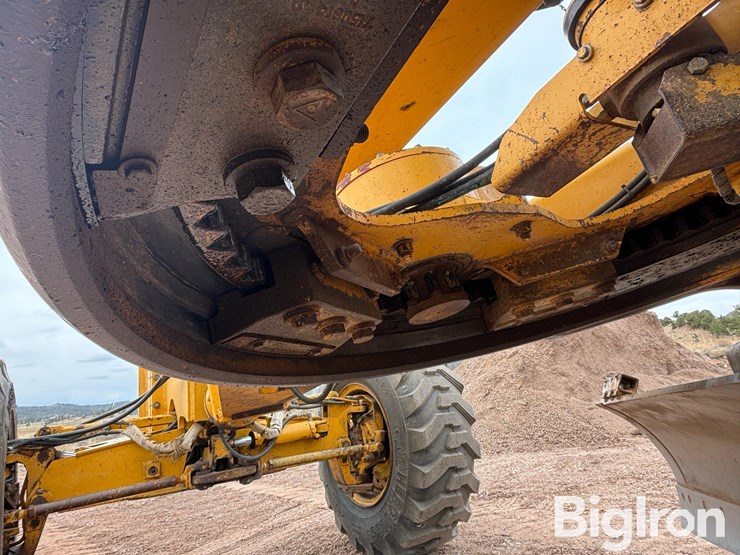 1999-deere-772ch-image-17