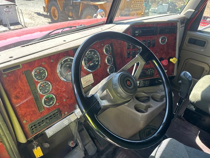 2004-massey-ferguson-8-image-28