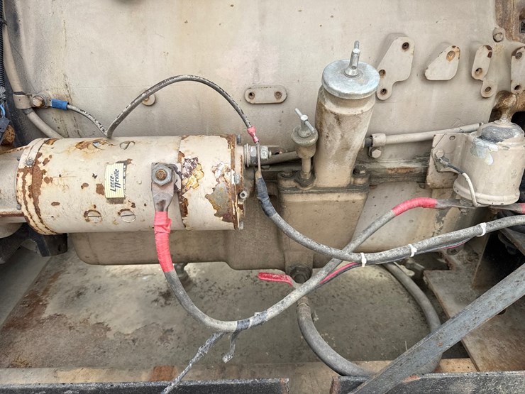 massey-ferguson-8-image-8