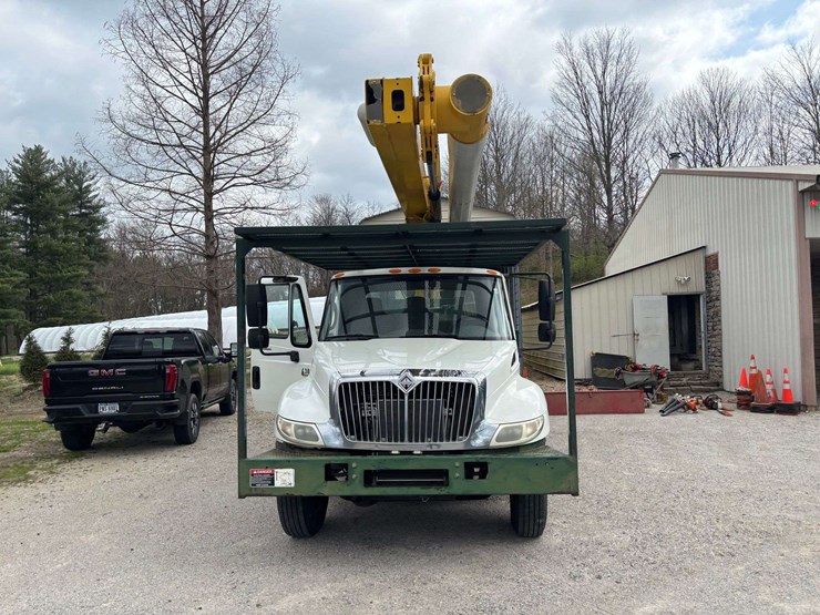 2005-international-durastar-4300-image-10