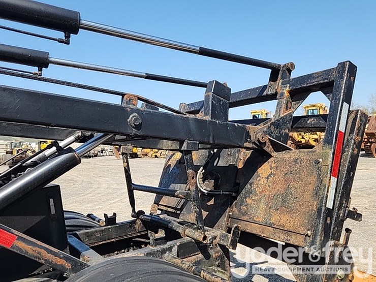 2002-international-4900-image-24