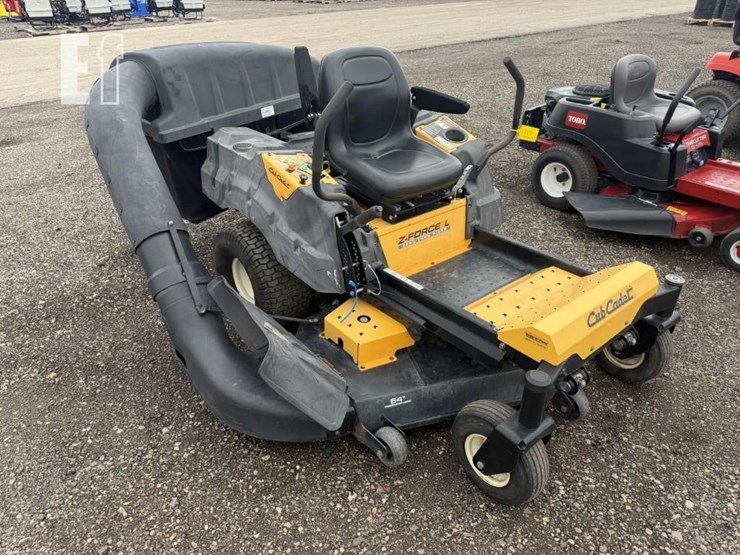 2017-cub-cadet-z-force-l54-image-2