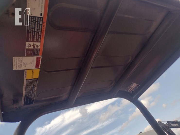 2006-kubota-kx161-3-image-9