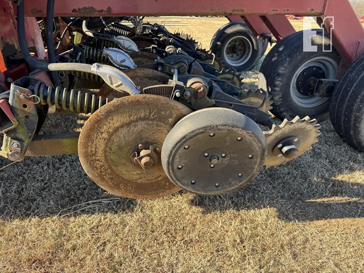 case-ih-2400-image-23