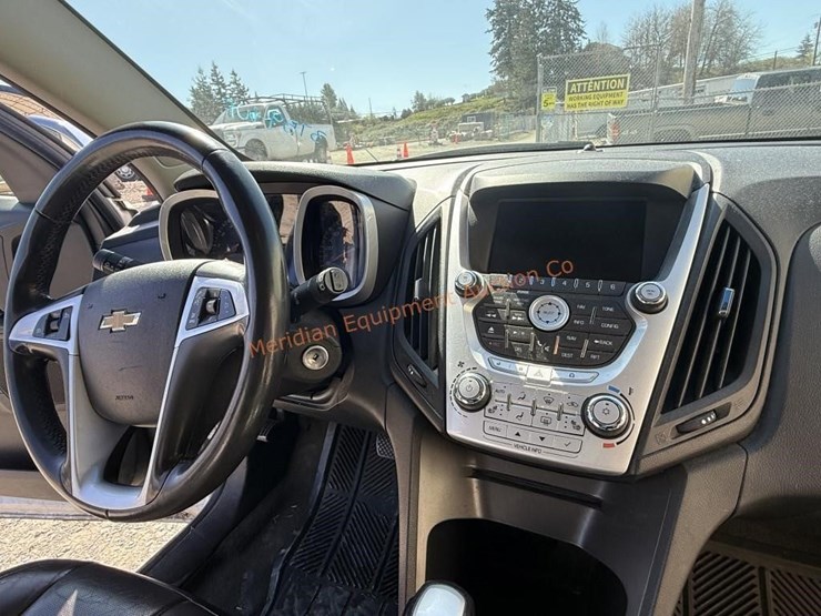 2010-chevrolet-equinox-lt-image-31