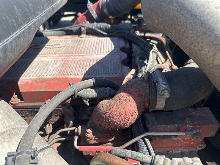 2004-massey-ferguson-8-image-51