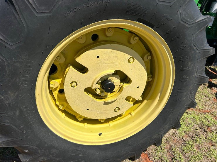 john-deere-4020-image-11