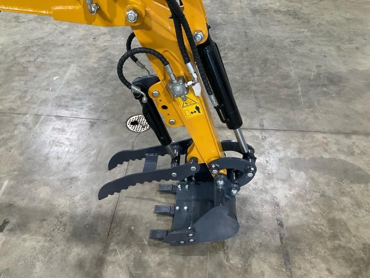 #1202-•-unused-sdle18p-mini-excavator*---middlebury,-in-image-17